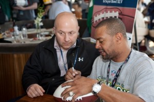 2011 Celebrity Guest Antonio Freeman Signing Autographs for Guests  